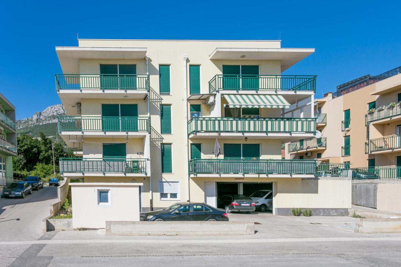 Apartments With A Parking Space Kastel Gomilica, Kastela - 21630 Exterior photo